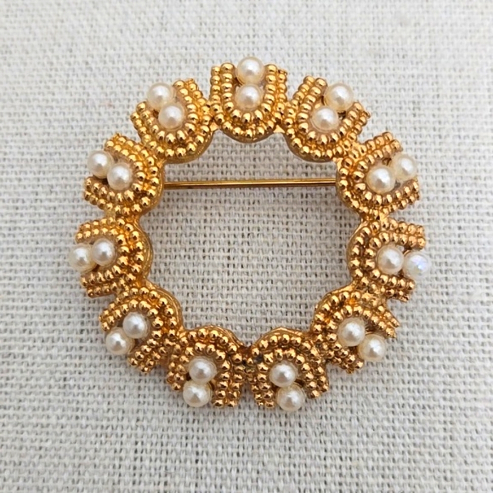 Beaded Gold Circle Brooch Faux Seed Pearls